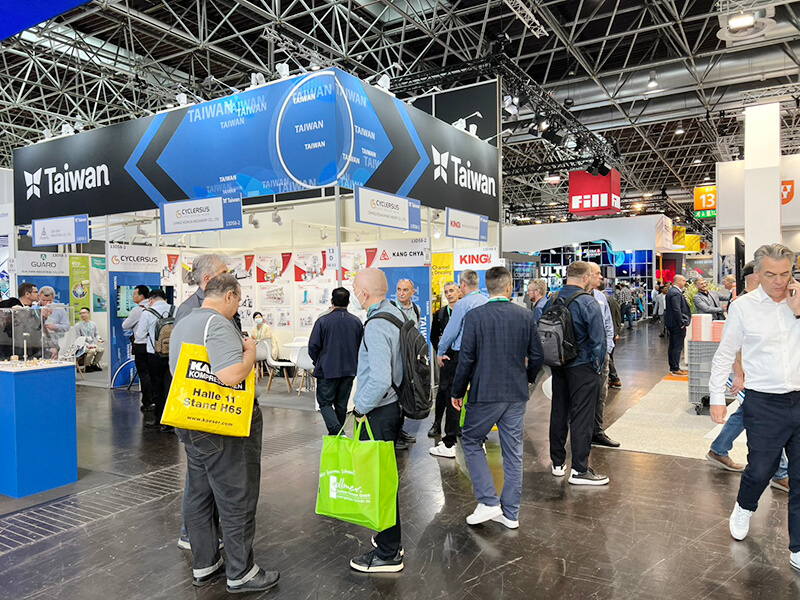 K Show Day 01 — Grand Opening! CYCLERSUS warmly welcomes every visitor!